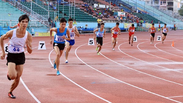 Giai đoạn xuất phát trong chạy cự ly trung bình