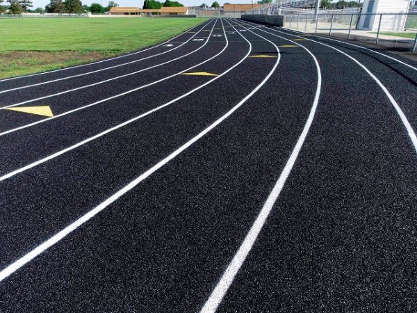 Đường chạy nhựa đường (Asphalt Track)